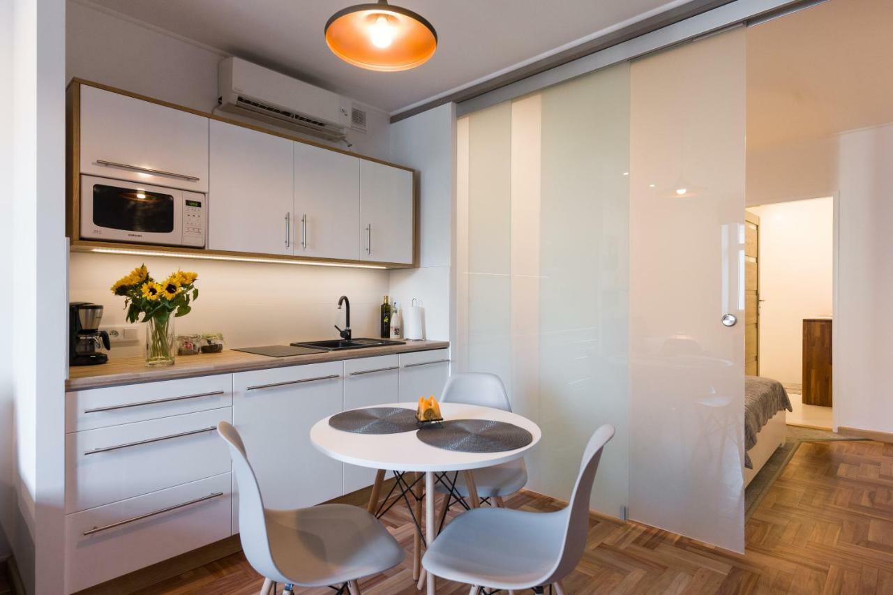Sunflower Apartment Krakow Luaran gambar